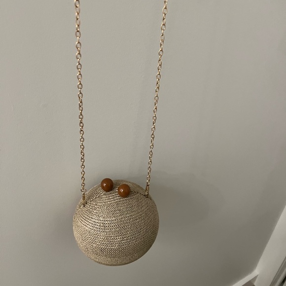 VINTAGE SHOULDER BAG - Picture 1 of 3